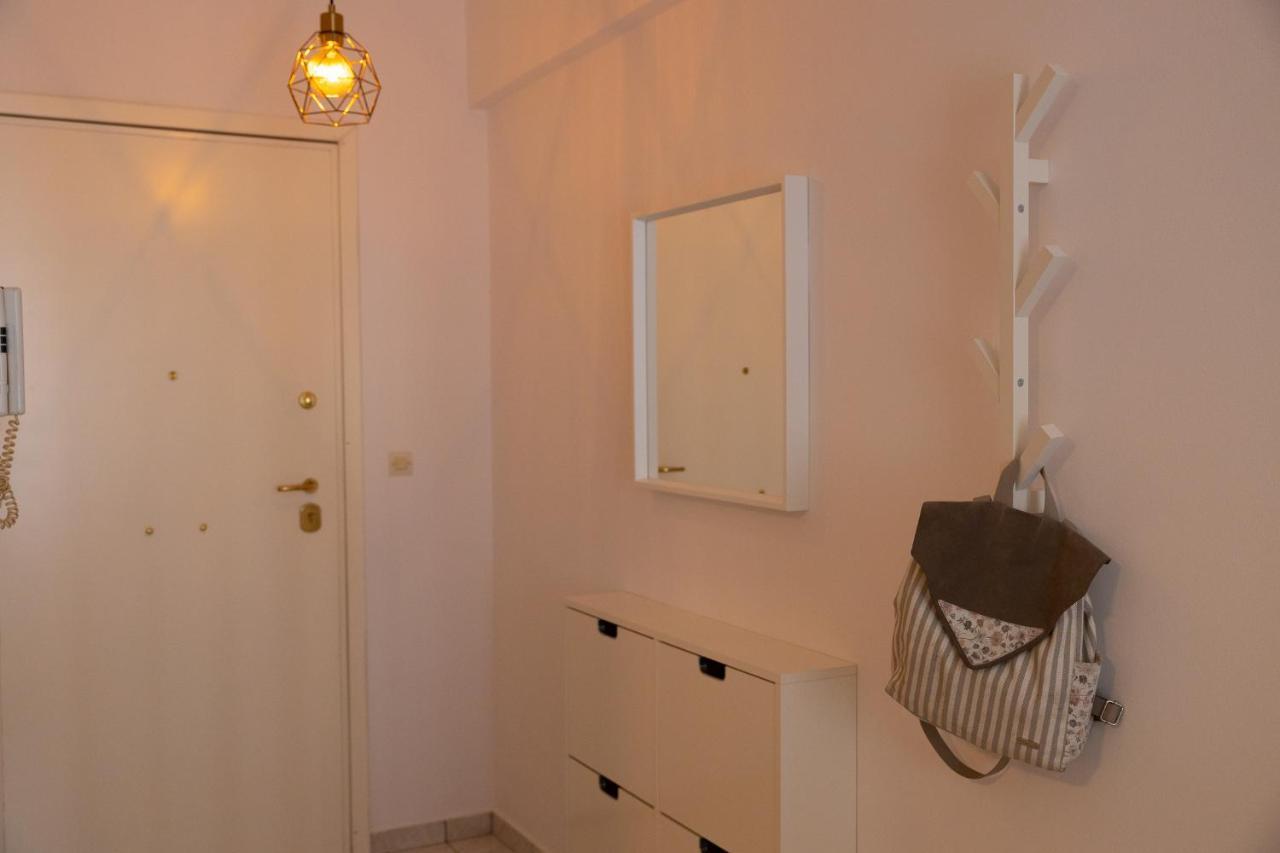Spacious Apartment Close To The Sea And The City Center Aten Exteriör bild